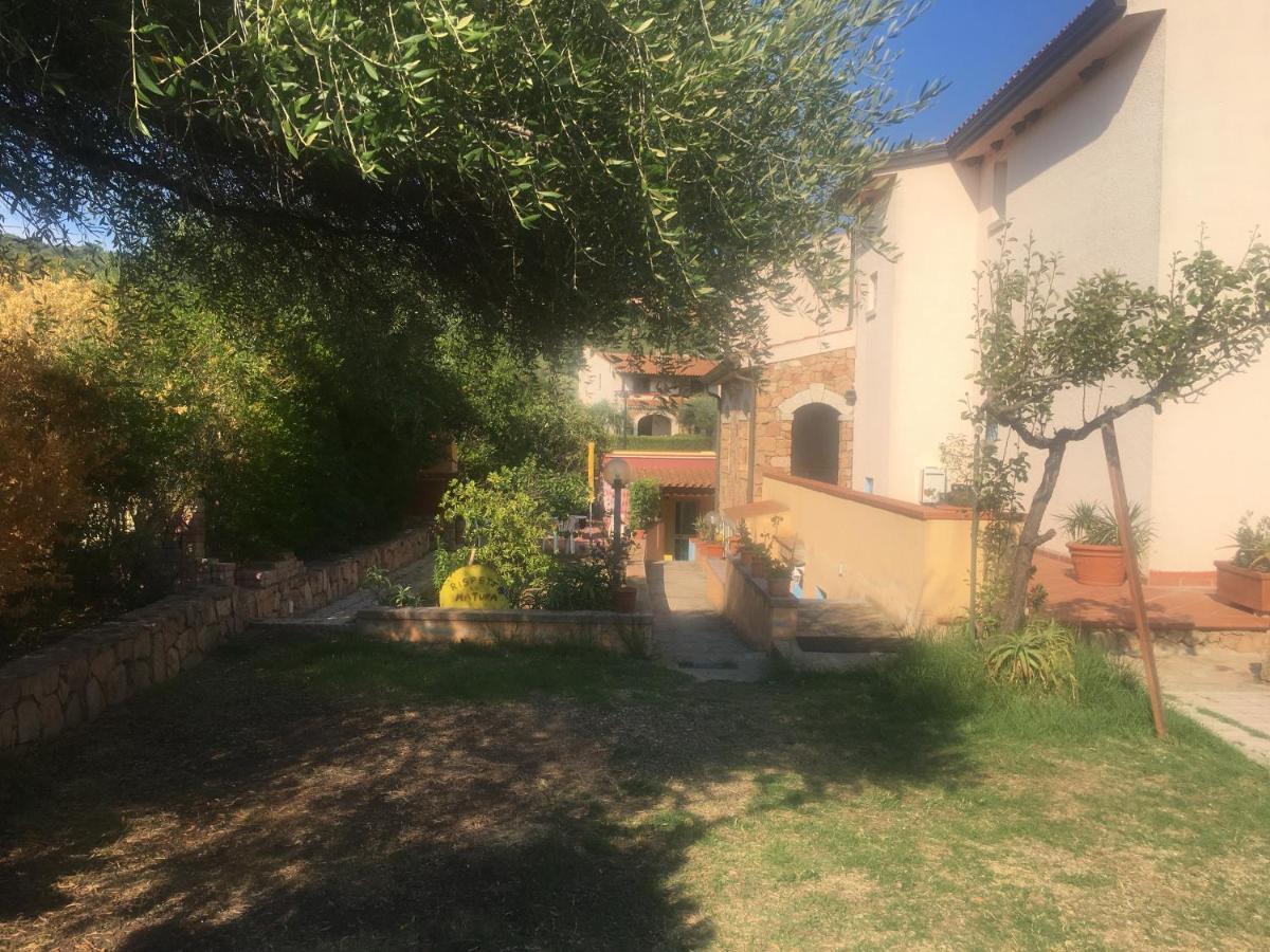 Iocchedda Apartment Порто Отиолу Екстериор снимка