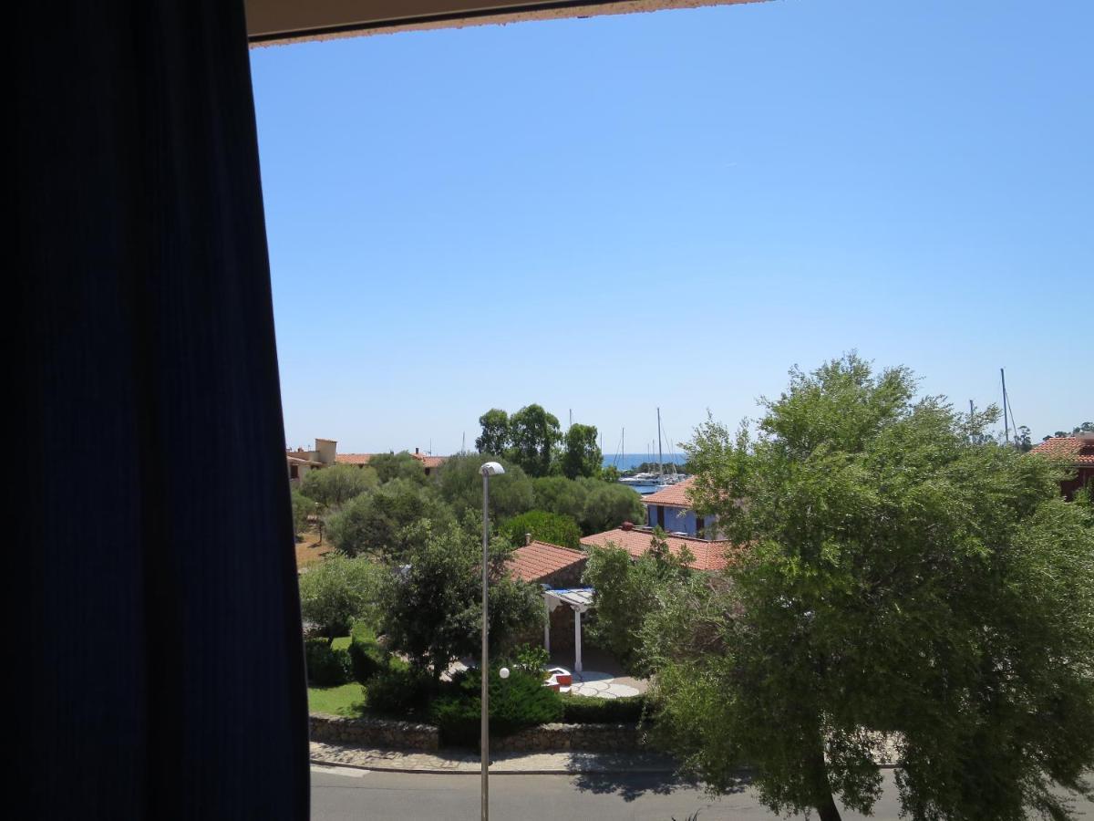Iocchedda Apartment Порто Отиолу Екстериор снимка